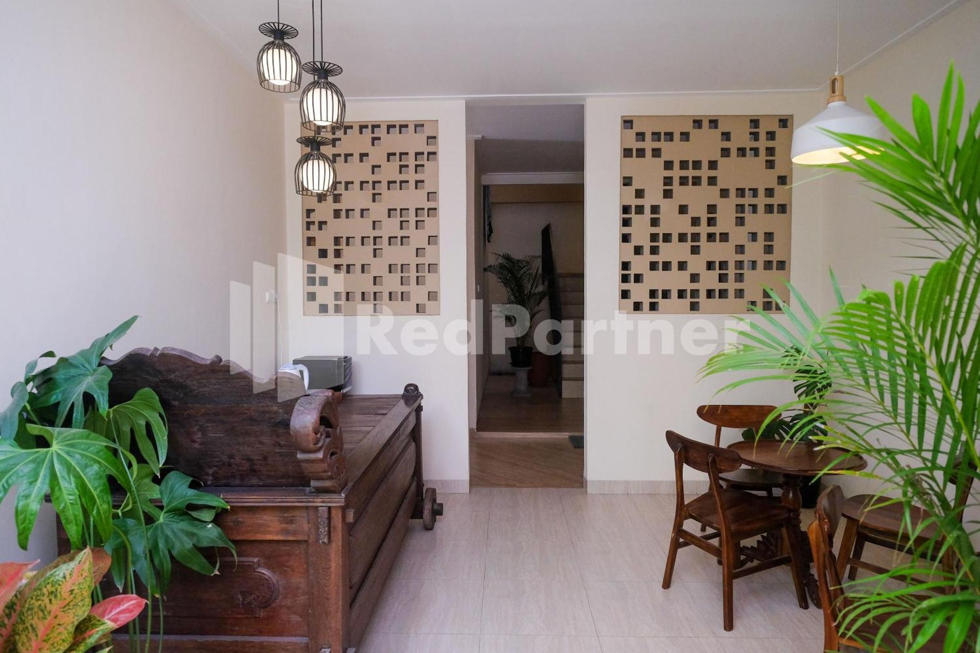 Ndliman House Near Ugm Jogja Mitra Reddoorz Hotel Kejayan ภายนอก รูปภาพ
