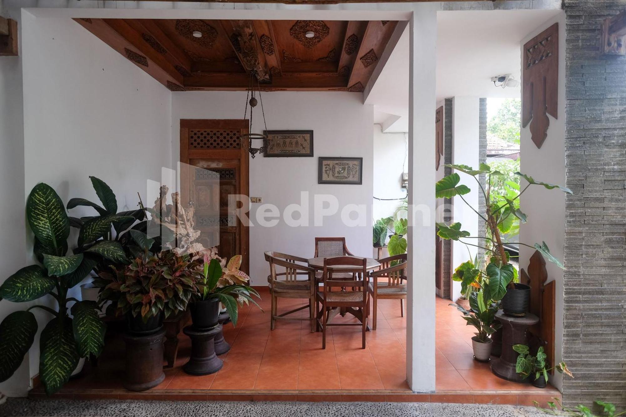 Ndliman House Near Ugm Jogja Mitra Reddoorz Hotel Kejayan ภายนอก รูปภาพ