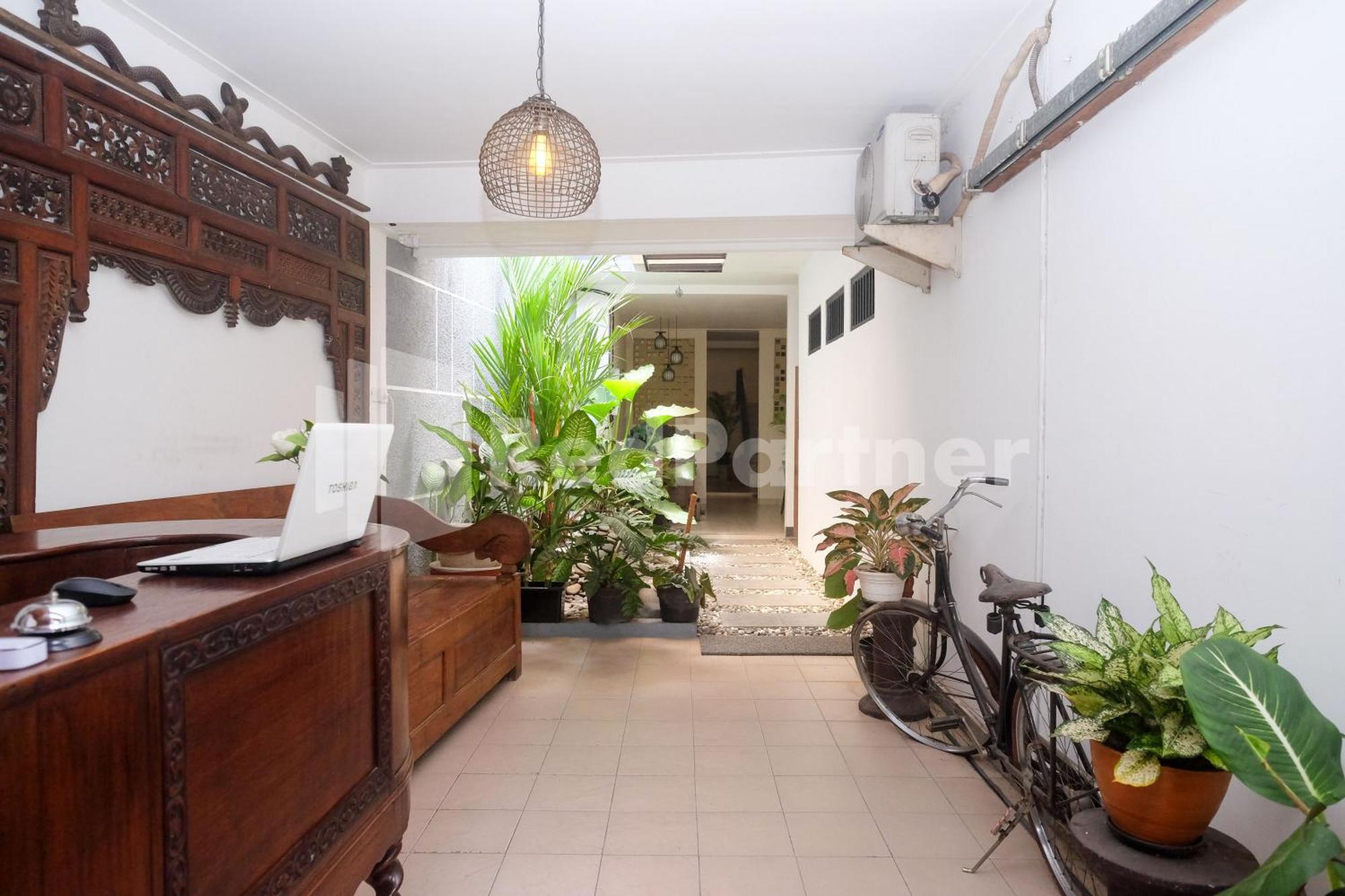 Ndliman House Near Ugm Jogja Mitra Reddoorz Hotel Kejayan ภายนอก รูปภาพ