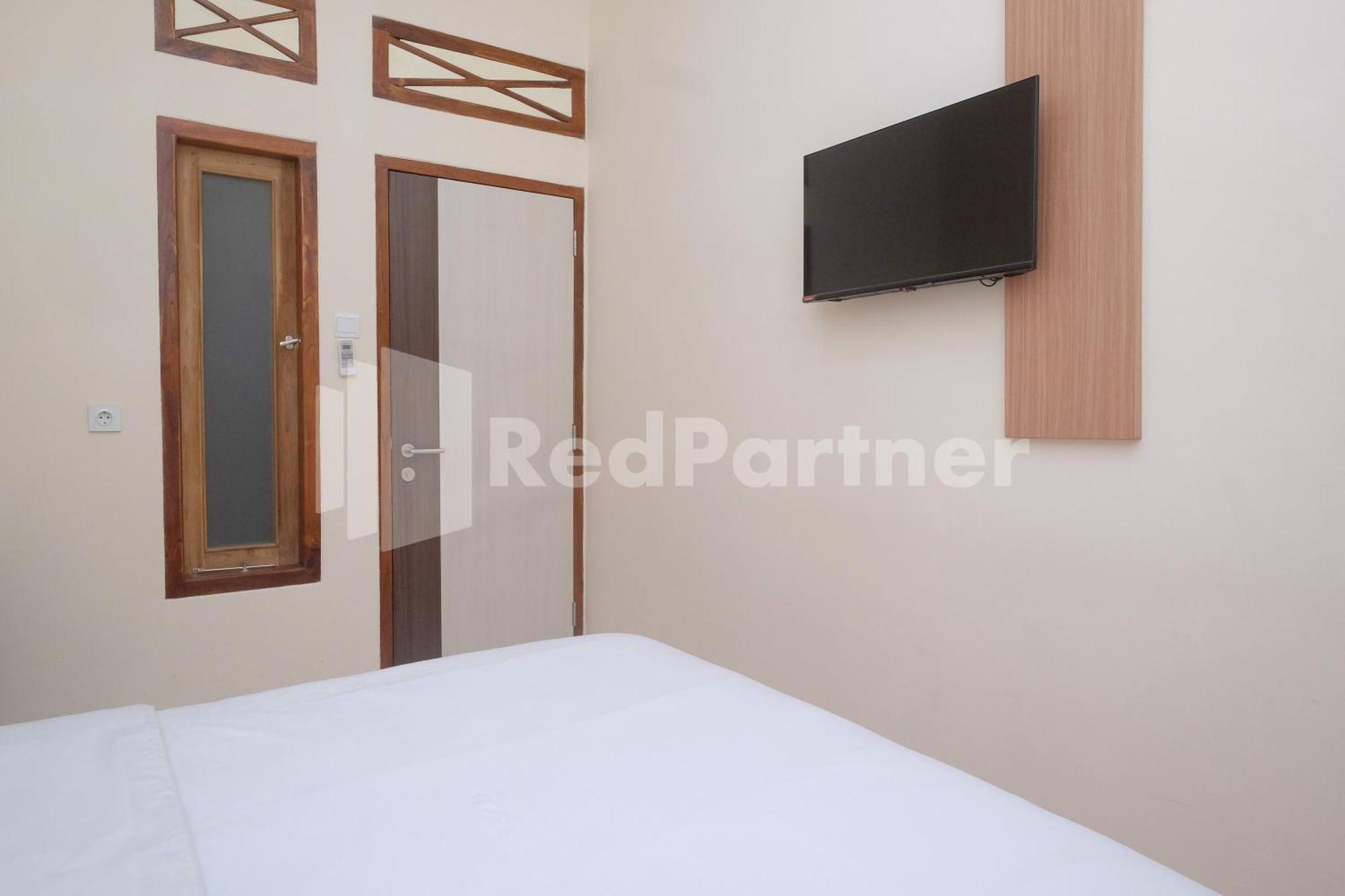Ndliman House Near Ugm Jogja Mitra Reddoorz Hotel Kejayan ภายนอก รูปภาพ